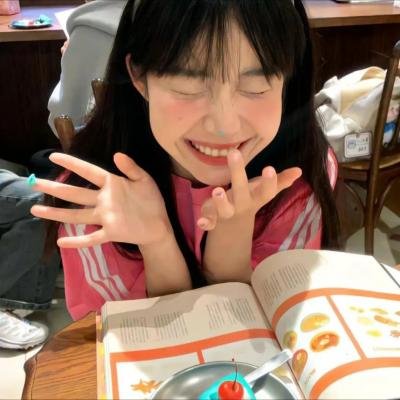 美元本质海报